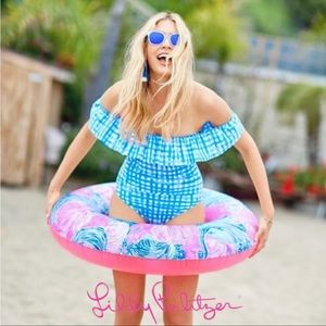 NWT Lilly Pulitzer Pool Tube